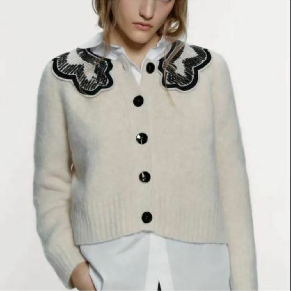 NWOT Never worn! Zara Peter Pan Collar Cardigan Sequins. Size small. So cute!